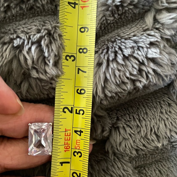 Emerald cut engagement Rings 2 size 7 - Picture 11 of 13